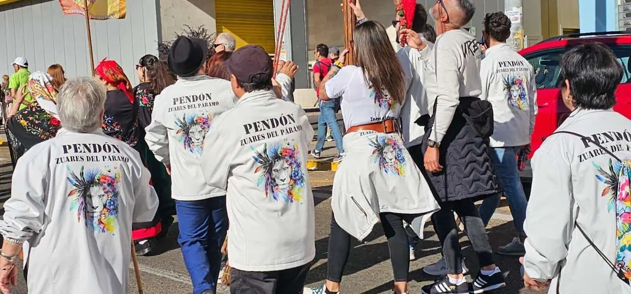 Pendones, carros y romeros participaron un a&ntilde;o m&aacute;s en la romer&iacute;a de San Froil&aacute;n | Le&oacute;n 24 Horas