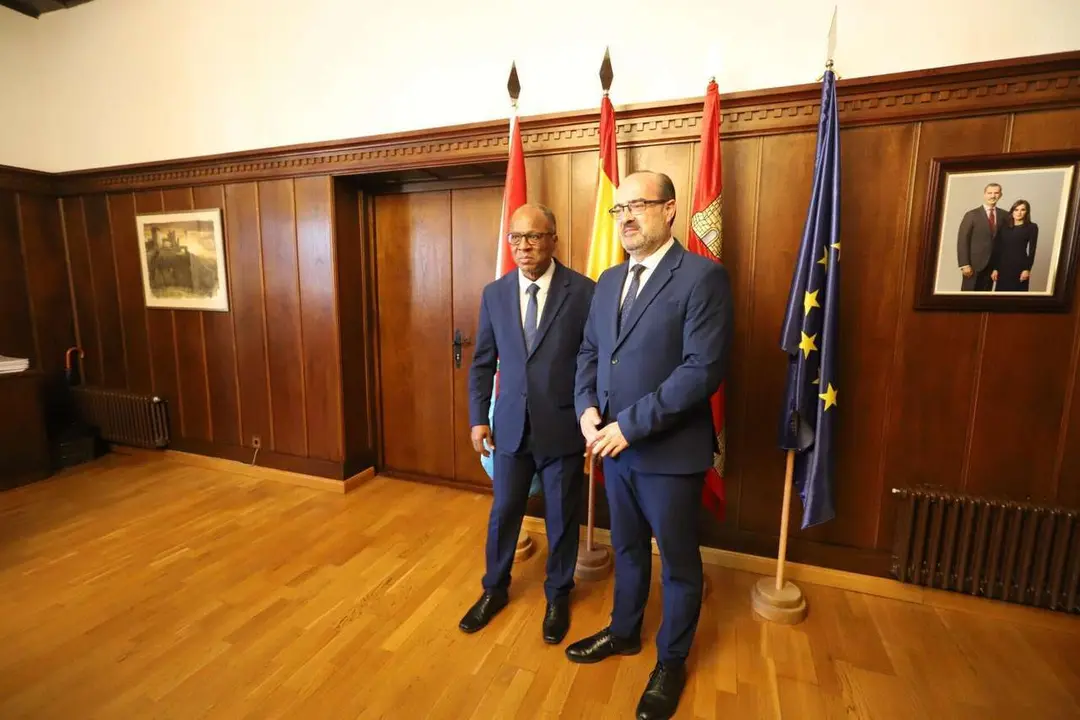 Visita del primer ministro de Cabo Verde, Ulisses Correia e Silva, a Ponferrada. Ical