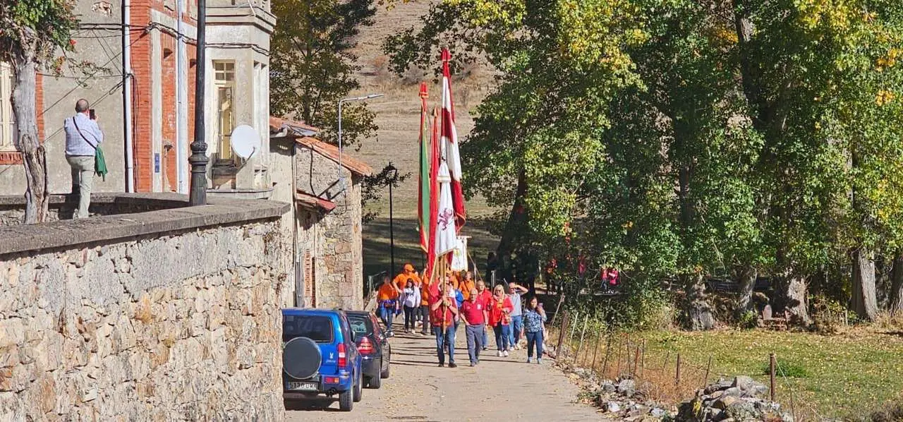 Participantes y visitantes durante la XXV Feria Tradicional de C&aacute;rmenes, que llen&oacute; el municipio de color, m&uacute;sica y tradici&oacute;n. | Le&oacute;n 24 Horas