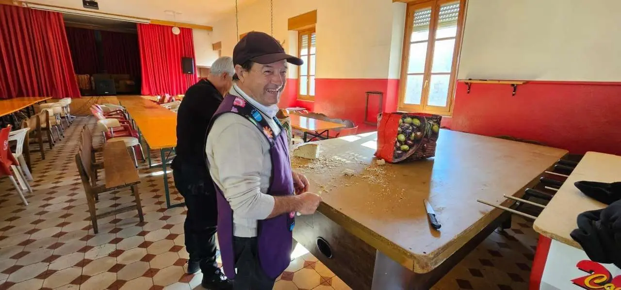 Participantes y visitantes durante la XXV Feria Tradicional de C&aacute;rmenes, que llen&oacute; el municipio de color, m&uacute;sica y tradici&oacute;n. | Le&oacute;n 24 Horas