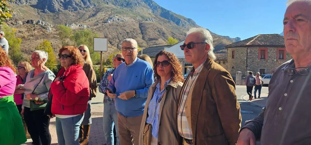 Participantes y visitantes durante la XXV Feria Tradicional de C&aacute;rmenes, que llen&oacute; el municipio de color, m&uacute;sica y tradici&oacute;n. | Le&oacute;n 24 Horas