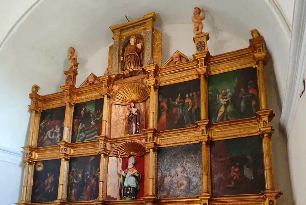 Parte del retablo restaurado en la iglesia de San Mart&iacute;n de Cueza.