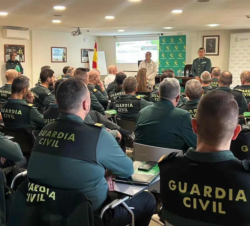 Jornadas de la Guardia Civil y la Asociaci&oacute;n Espa&ntilde;ola Contra el C&aacute;ncer de Le&oacute;n