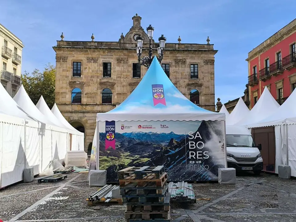 Todo listo en Gij&oacute;n para acoger la Feria de Productos de Le&oacute;n este fin de semana. | MATESANZ