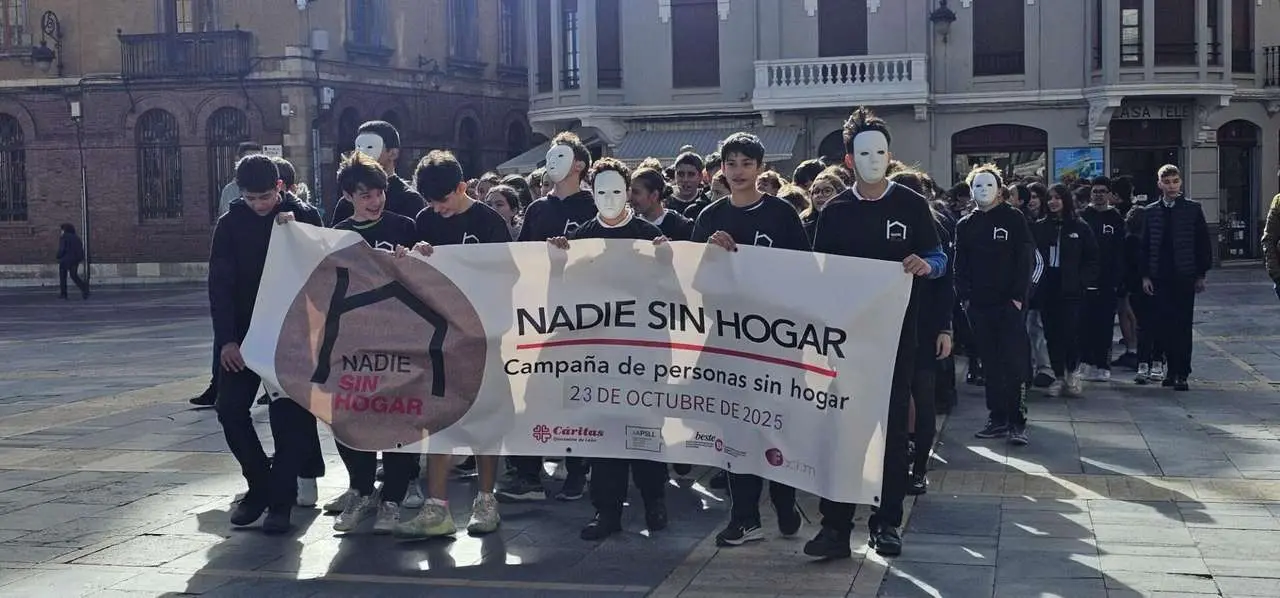 Imagen de archivo de un acto de C&aacute;ritas Le&oacute;n por la campa&ntilde;a 'Nadie Sin Hogar'. | LE&Oacute;N24HORAS