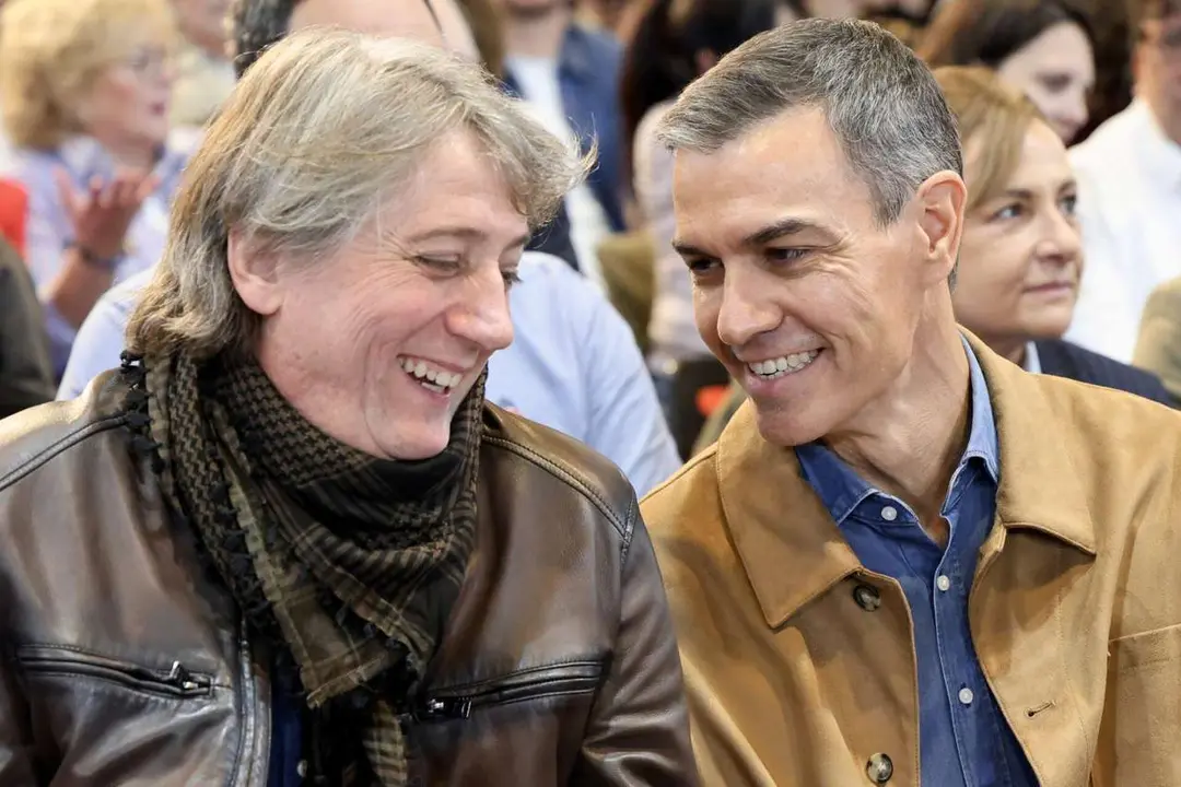 Pedro S&aacute;nchez clausura las jornadas del PSOE en Le&oacute;n junto a Carlos Mart&iacute;nez. | Campillo ICAL