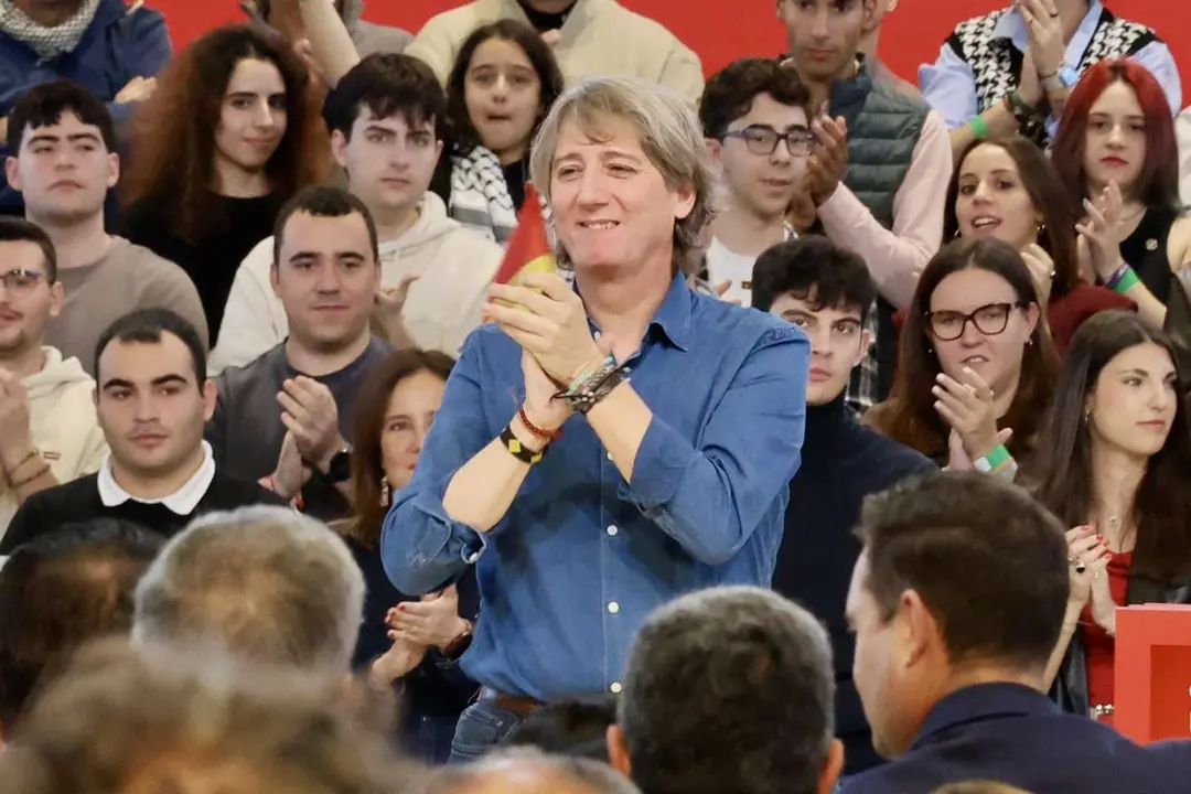 Pedro S&aacute;nchez clausura las jornadas del PSOE en Le&oacute;n junto a Carlos Mart&iacute;nez. | Campillo ICAL