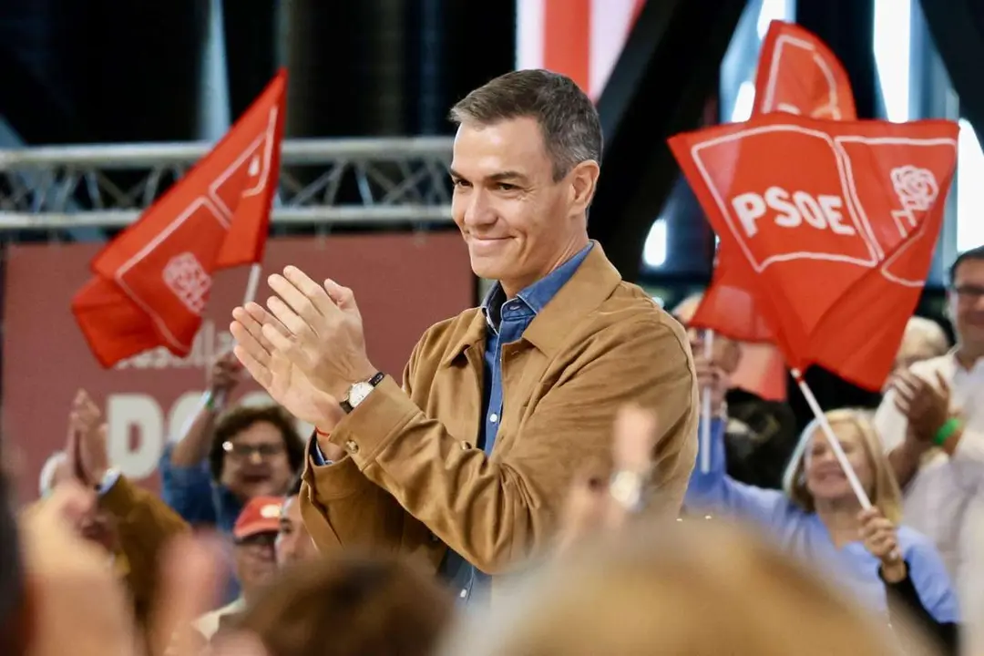 Pedro S&aacute;nchez clausura las jornadas del PSOE en Le&oacute;n junto a Carlos Mart&iacute;nez. | Campillo ICAL