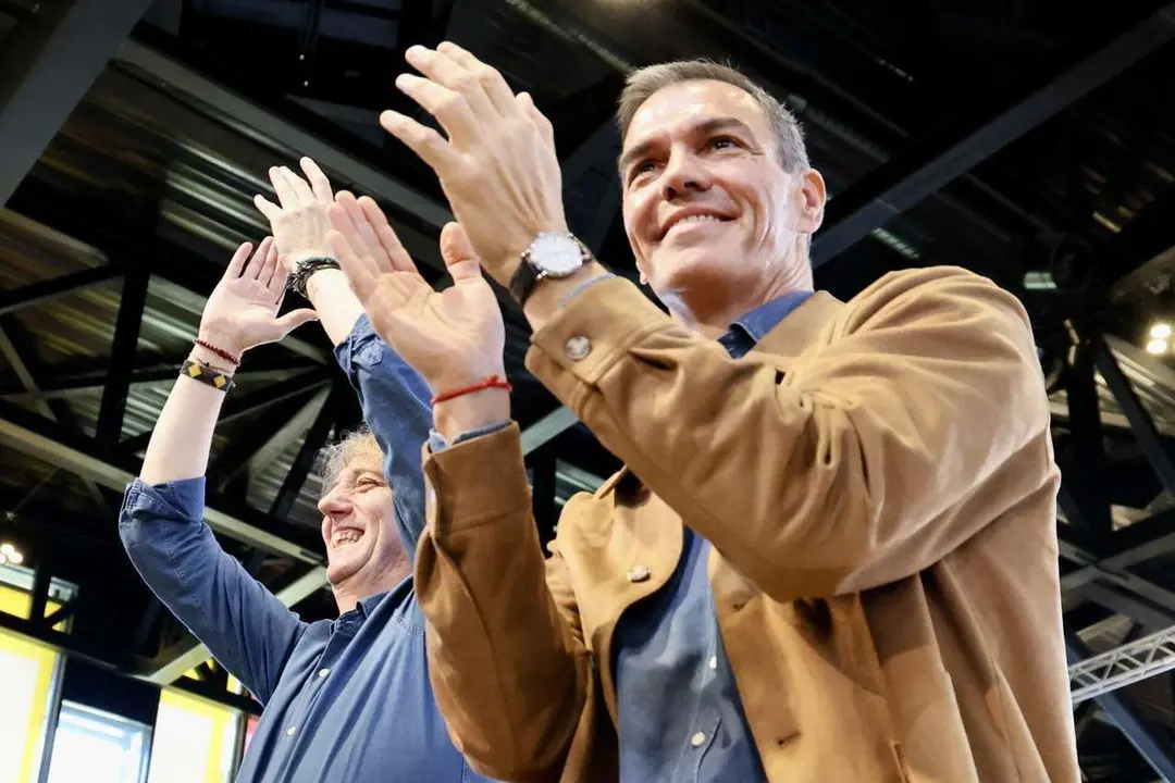 Pedro S&aacute;nchez clausura las jornadas del PSOE en Le&oacute;n junto a Carlos Mart&iacute;nez. | Campillo ICAL
