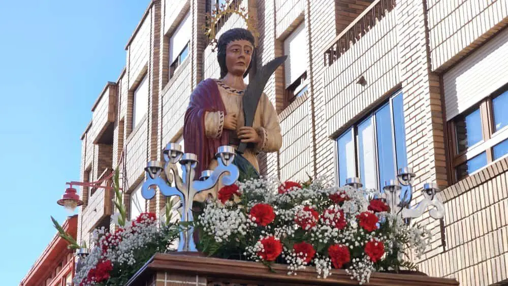 Procesi&oacute;n de San Claudio con la Cofrad&iacute;a del Santo Cristo de la Bienaventuranza. | Le&oacute;n 24 Horas