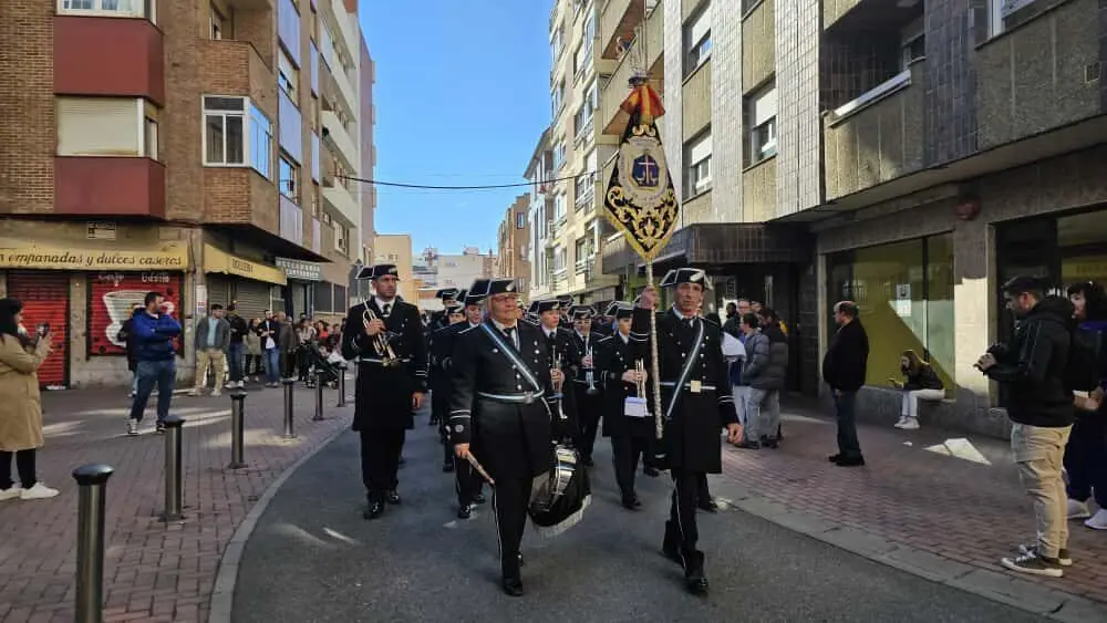 Procesi&oacute;n de San Claudio con la Cofrad&iacute;a del Santo Cristo de la Bienaventuranza. | Le&oacute;n 24 Horas