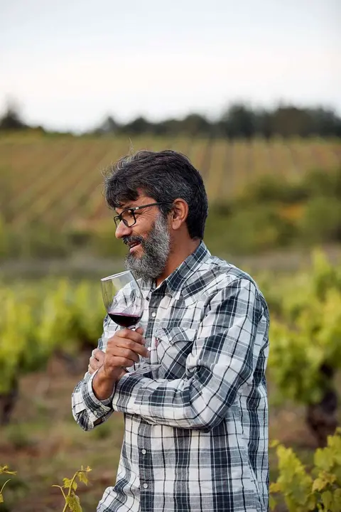 El prestigioso cr&iacute;tico de vinos brit&aacute;nico Tim Atkin ha elegido a Alfredo Marqu&eacute;s, director enol&oacute;gico de Bodegas Pittacum, como &ldquo;leyenda del a&ntilde;o&rdquo;. Ical