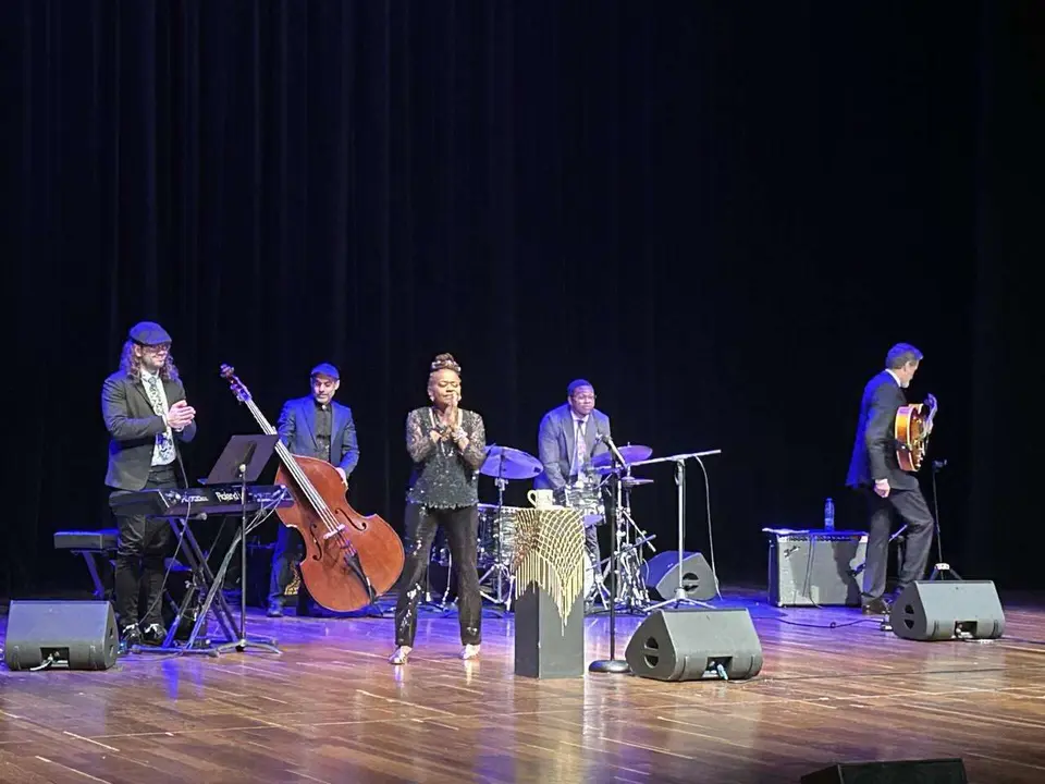 Catherine Russell en el Auditorio Ciudad de Le&oacute;n. Le&oacute;n 24 Horas.
