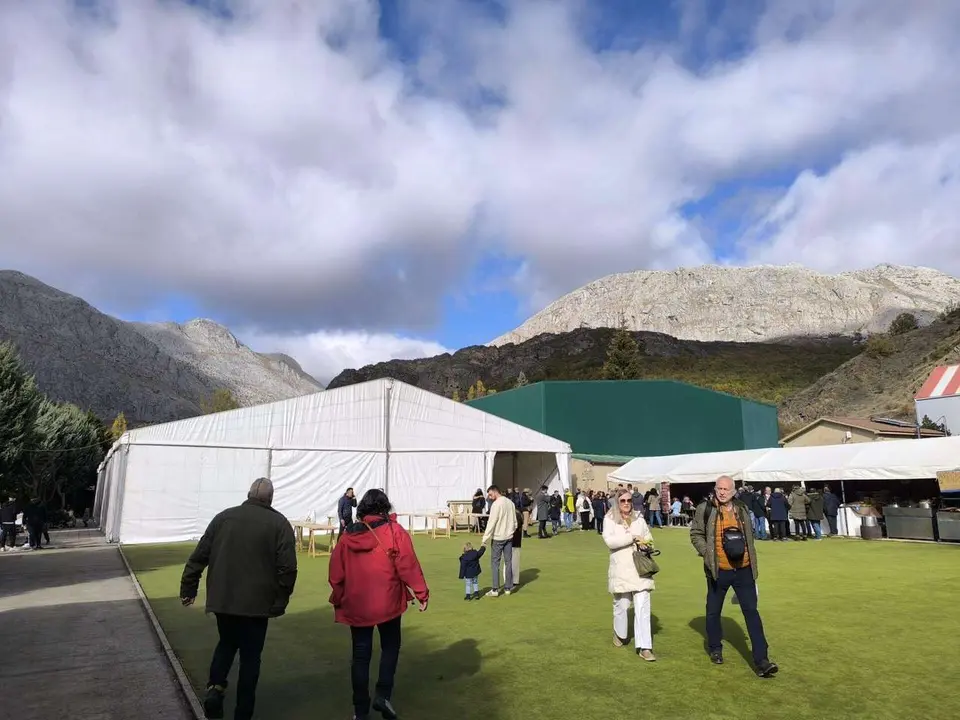 Feria de la Cecina de Chivo de Vegacervera 2025. Le&oacute;n 24 horas.
