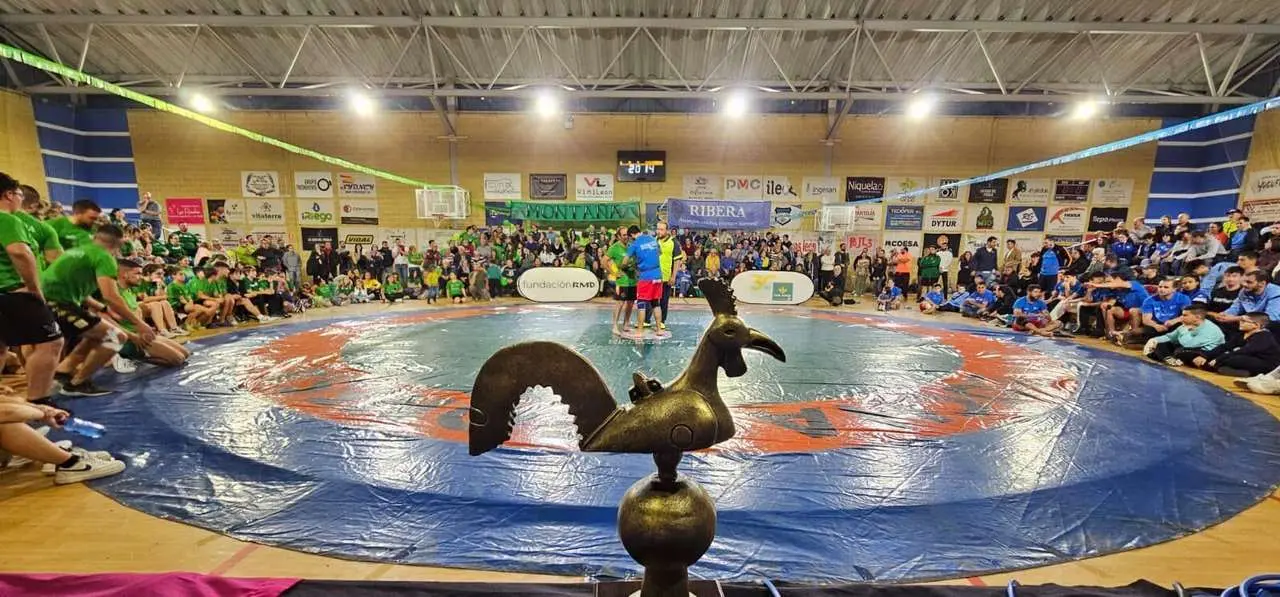Ambiente, celebraci&oacute;n y entrega de premios en el corro de Sariegos | Le&oacute;n 24 Horas