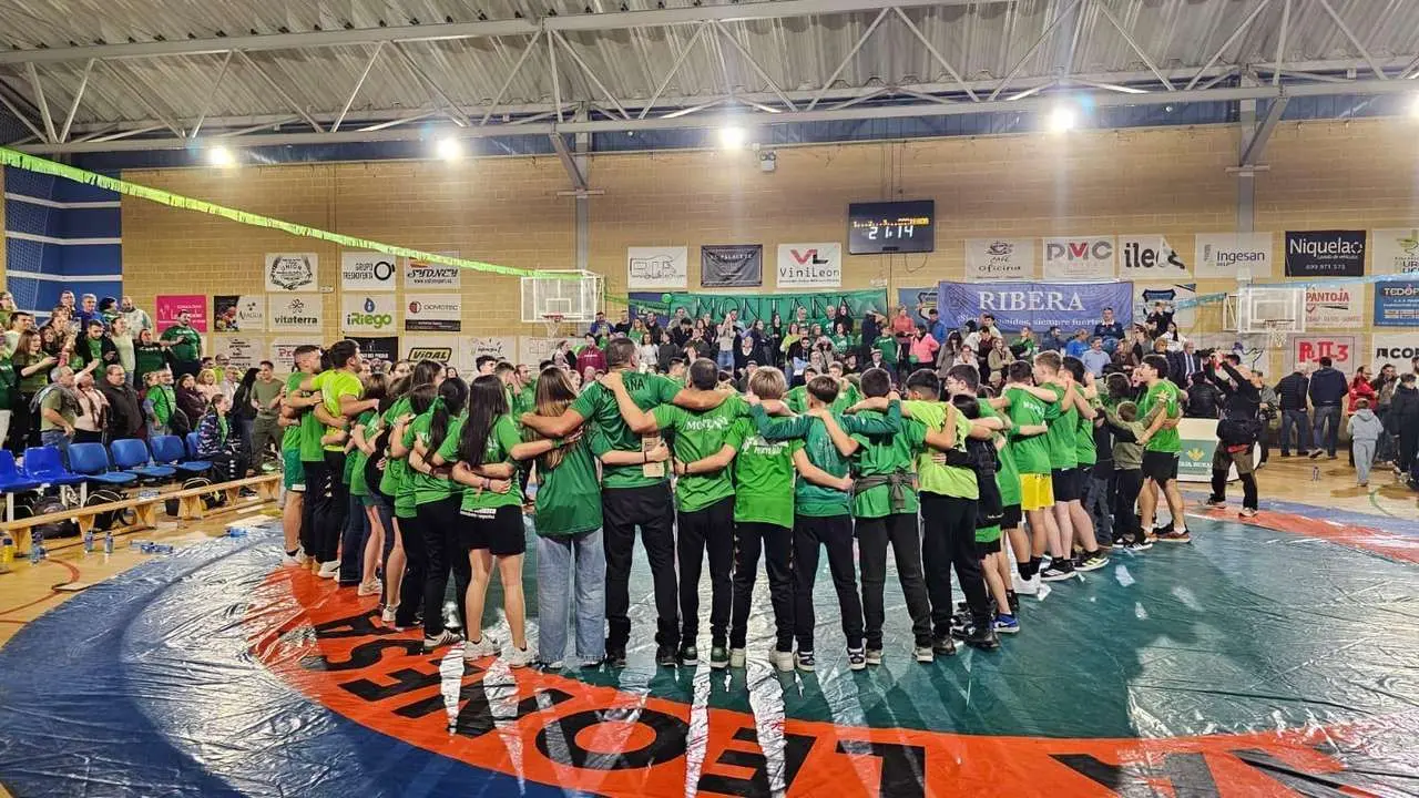Ambiente, celebraci&oacute;n y entrega de premios en el corro de Sariegos | Le&oacute;n 24 Horas