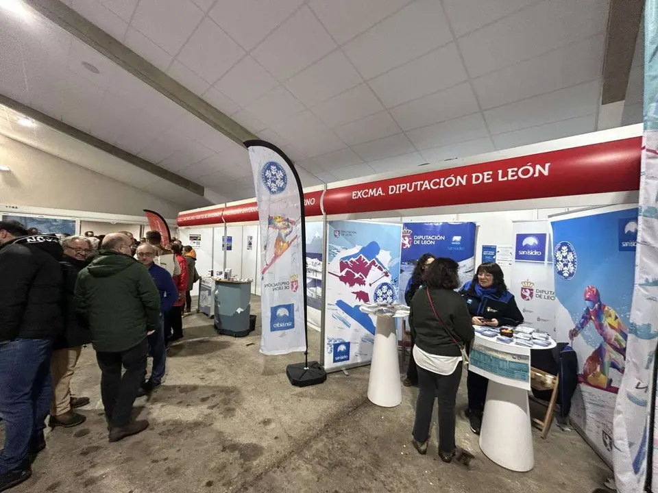 Ambiente en el recinto ferial de las  XXVIII Jornadas de la Matanza en Puebla de Lillo. Le&oacute;n 24 horas.Ambiente en el recinto ferial de las  XXVIII Jornadas de la Matanza en Puebla de Lillo. Le&oacute;n 24 horas.