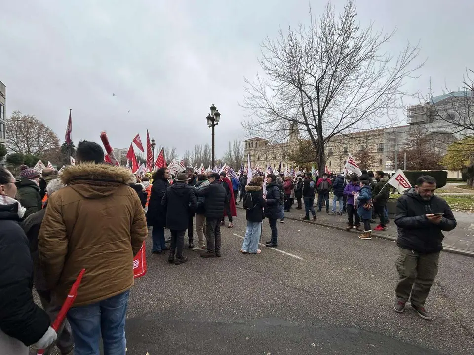 Manifestaci&oacute;n de la plataforma &lsquo;Respeto&rsquo;. Hugo Garc&iacute;a. Le&oacute;n 24 Horas.