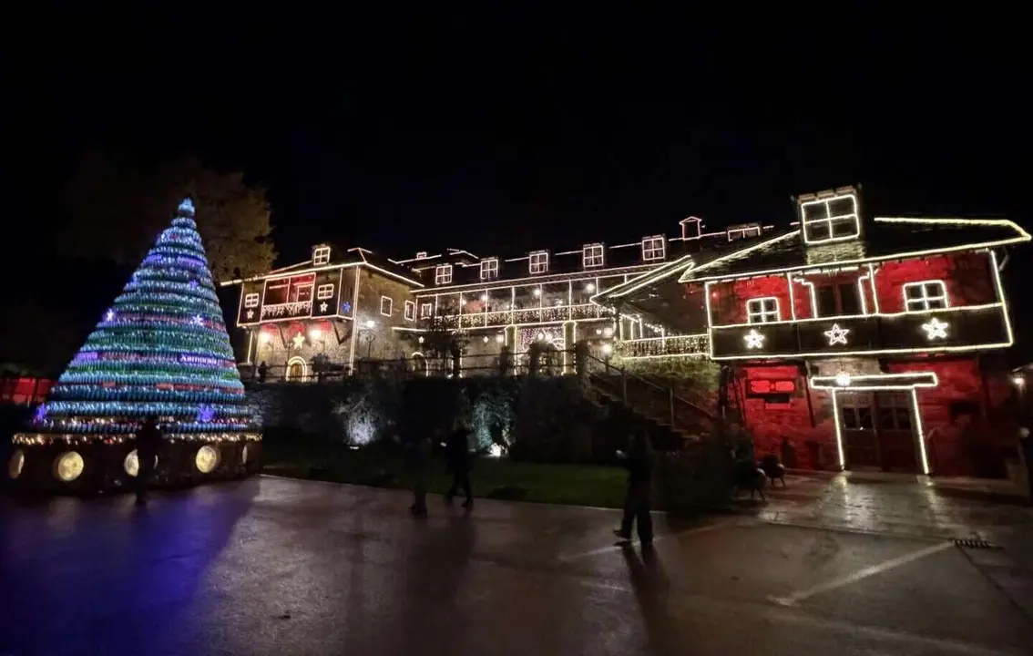 Ya es Navidad en el Palacio de Canedo de Prada a tope. 