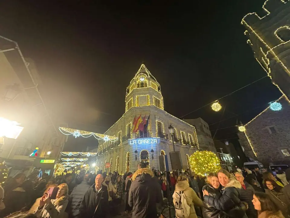 Luces de Navidad de La Ba&ntilde;eza. Le&oacute;n 24 horas.