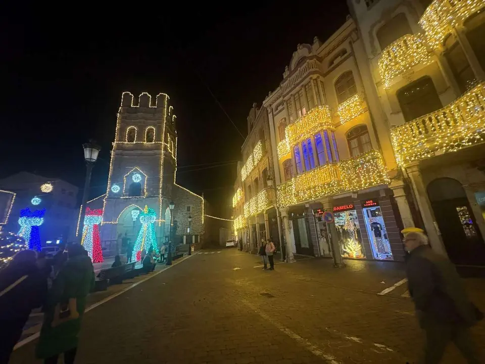 Luces de Navidad de La Ba&ntilde;eza. Le&oacute;n 24 horas.