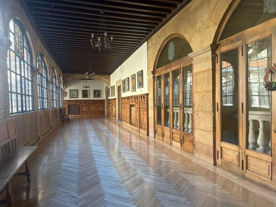 Interior del Palacio de los Guzmanes, sede de la Diputaci&oacute;n de Le&oacute;n. | LE&Oacute;N24HORAS