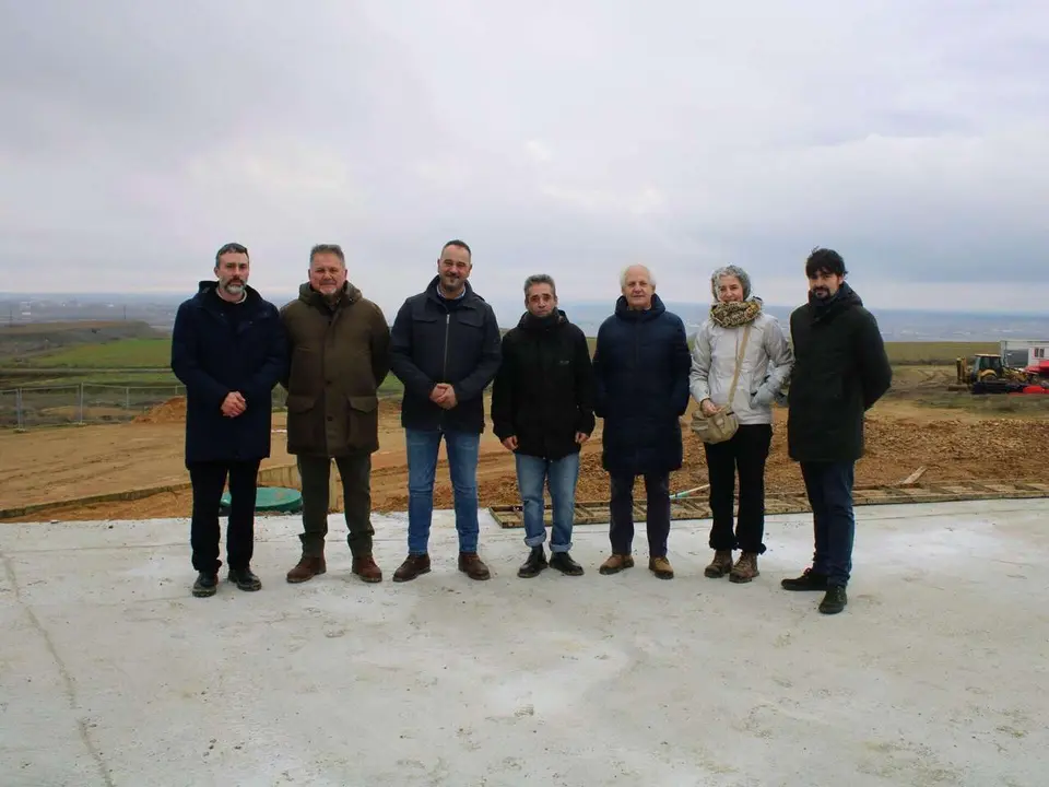 Obras del futuro Centro Arqueol&oacute;gico de la Ciudad de Lancia, en el cerro de Villasabariego.