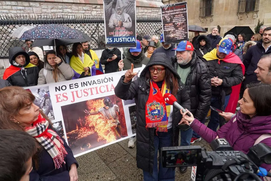 La Asociaci&oacute;n de venezolanos integrados en Le&oacute;n convocan una concentraci&oacute;n para reclamar respeto a la soberan&iacute;a del pueblo y pedir un juicio contra Nicol&aacute;s Maduro. Campillo. ICAL.