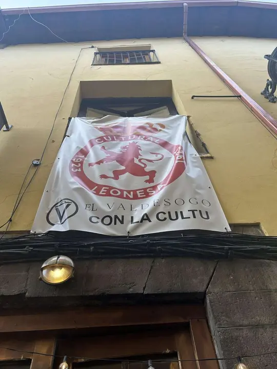 Le&oacute;n 24 horas.