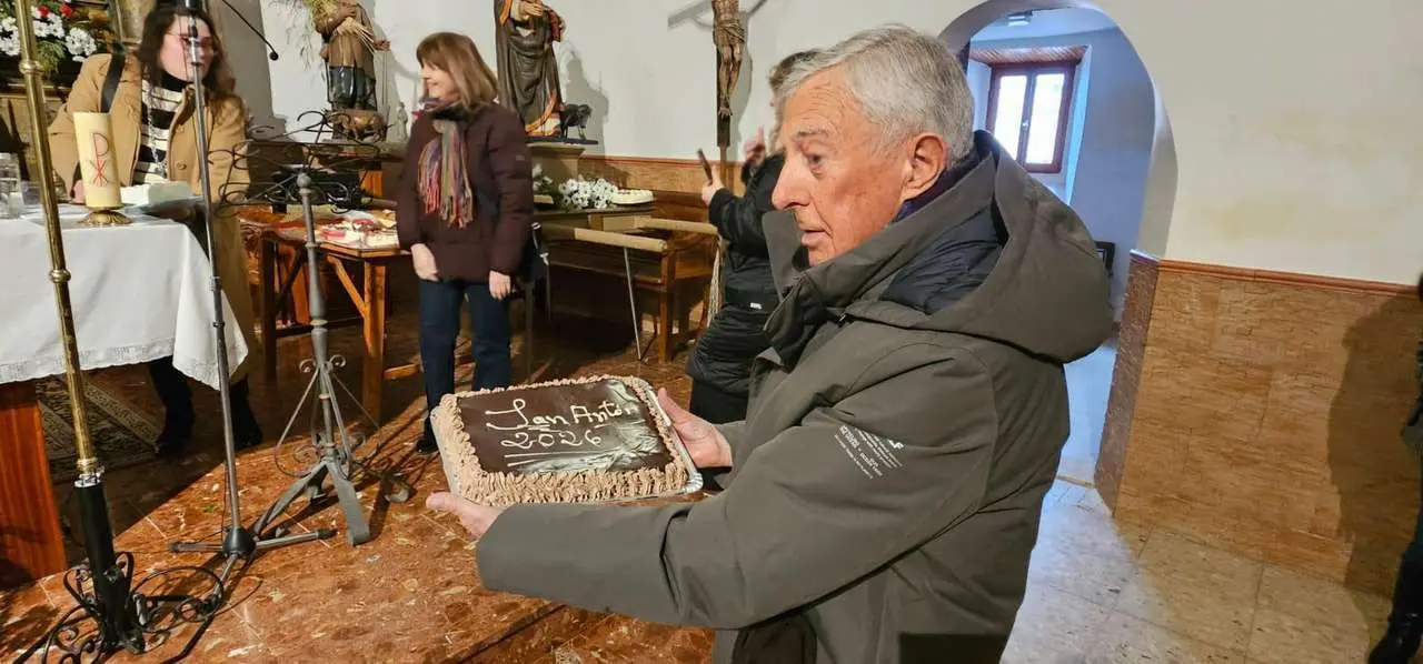 San Ant&oacute;n en Algadefe, con la tradicional subasta de tartas tras los actos del d&iacute;a. | Le&oacute;n 24 Horas