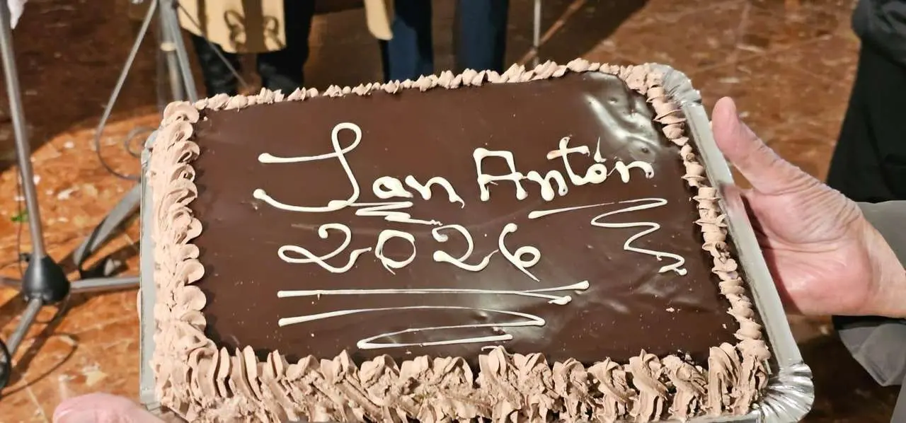 San Ant&oacute;n en Algadefe, con la tradicional subasta de tartas tras los actos del d&iacute;a. | Le&oacute;n 24 Horas
