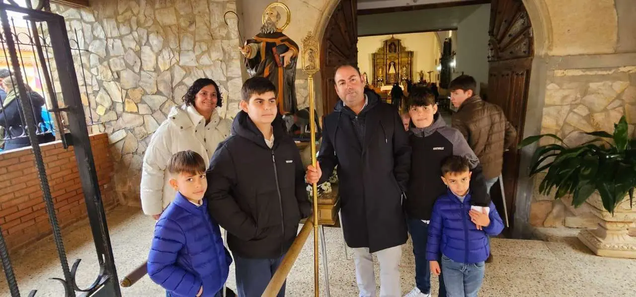 San Ant&oacute;n en Algadefe, con la tradicional subasta de tartas tras los actos del d&iacute;a. | Le&oacute;n 24 Horas