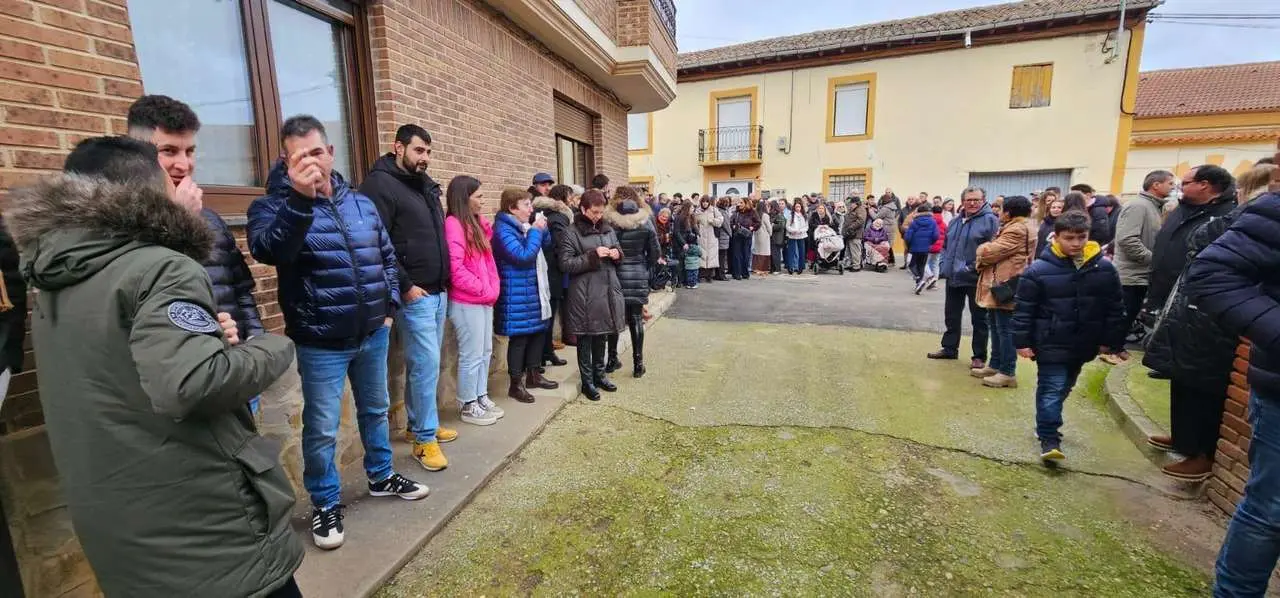 San Ant&oacute;n en Algadefe, con la tradicional subasta de tartas tras los actos del d&iacute;a. | Le&oacute;n 24 Horas