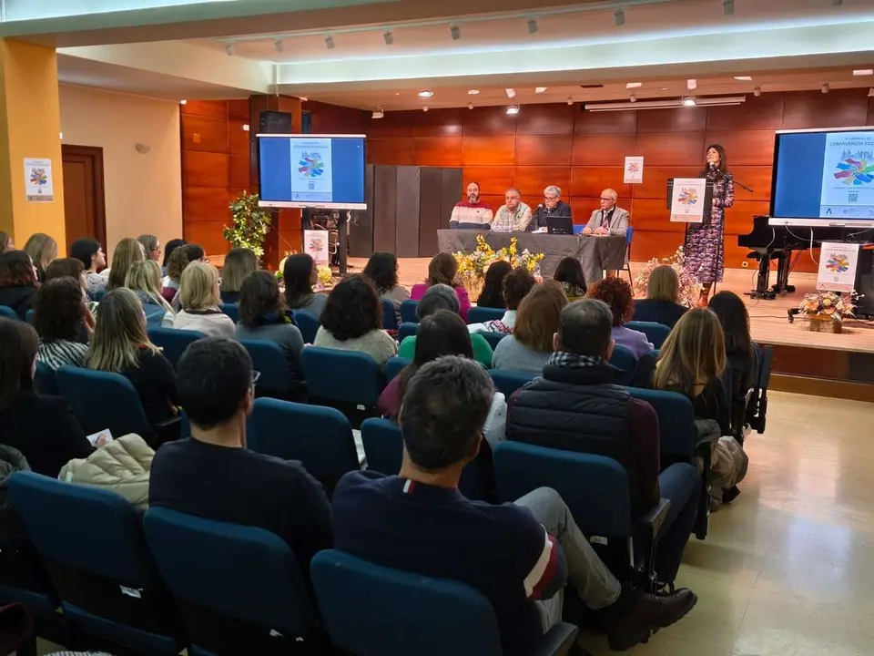 La III Jornada de Buenas Pr&aacute;cticas de Convivencia Escolar re&uacute;ne en Astorga a 150 docentes de 80 centros educativos de la provincia.
