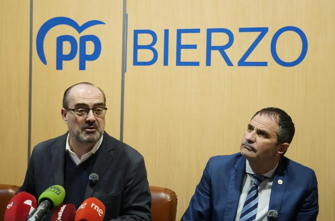 El PP valora la presencia de Pedro S&aacute;nchez en Ponferrada ayer domingo. A la izquierda, el alcalde, Marco Morala. | ICAL