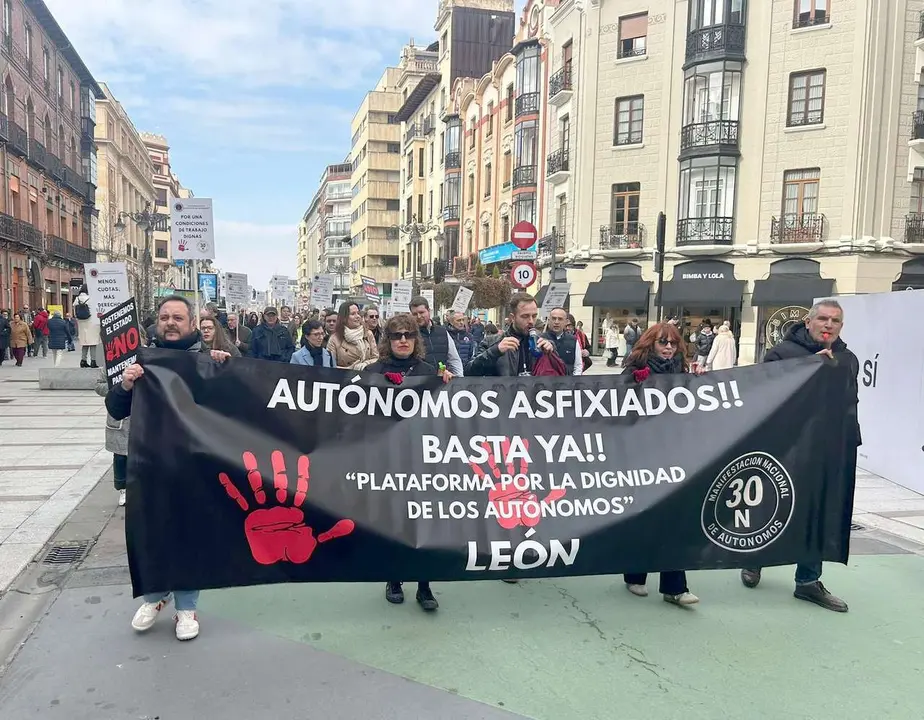 Manifestaci&oacute;n a favor de los aut&oacute;nomos. | LE&Oacute;N24HORAS