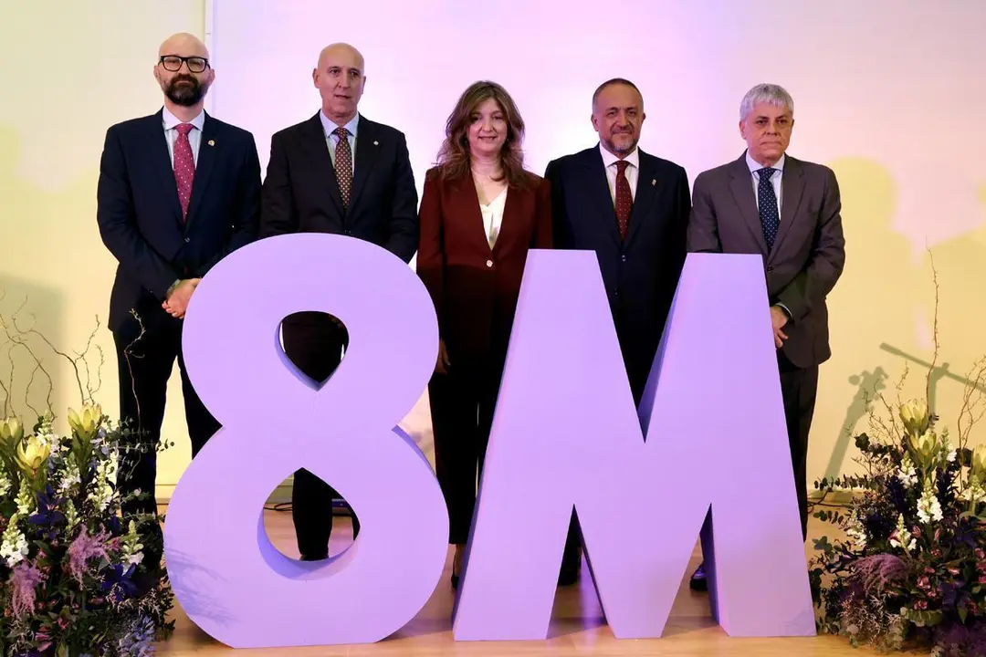 Acto conmemorativo del D&iacute;a Internacional de la Mujer en Le&oacute;n en el que participan la rectora de la ULE, Nuria Gonz&aacute;lez; el alcalde de la capital, Jos&eacute; Antonio Diez; el presidente de la Diputaci&oacute;n Provincial, Gerardo &Aacute;lvarez Courel y el delegado territorial de la Junta, Eduardo Diego. | ICAL