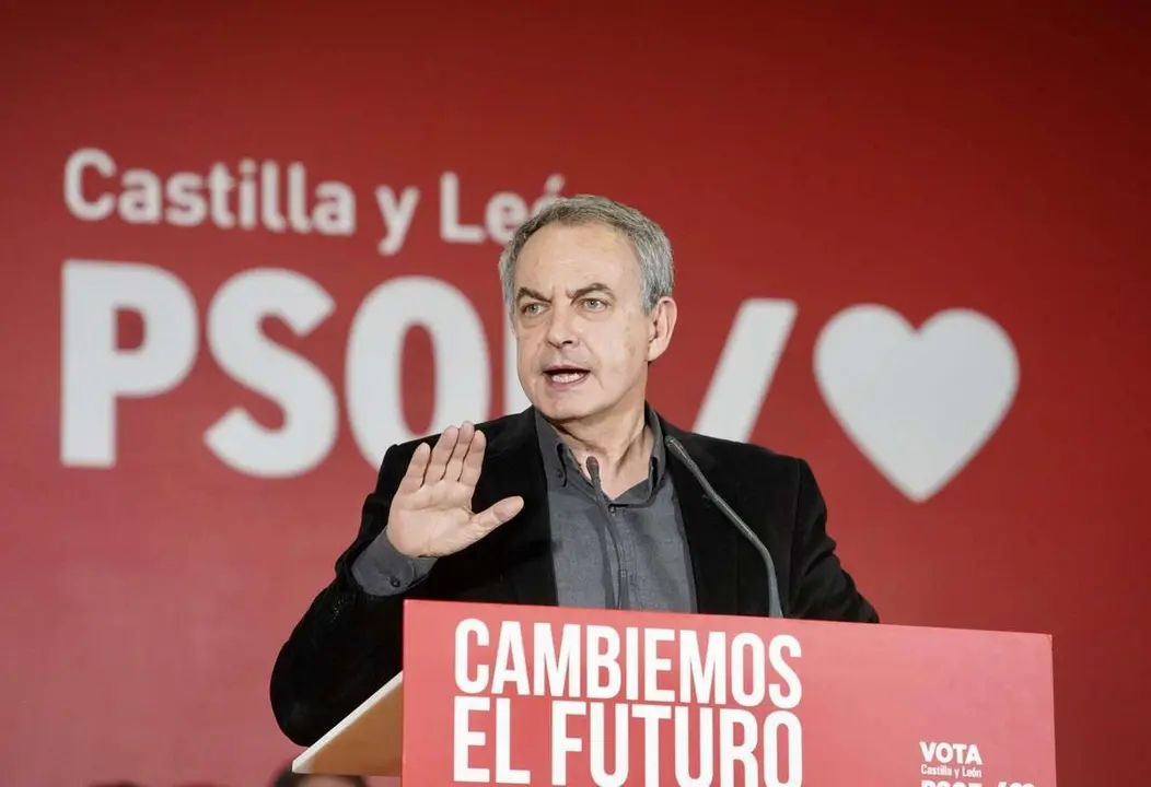 Zapatero durante un mitin en Le&oacute;n. Miriam Chac&oacute;n. ICAL