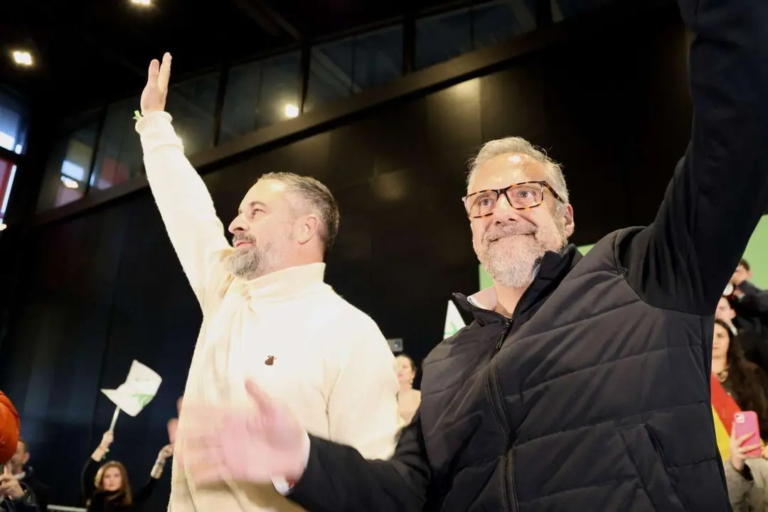 El presidente de Vox, Santiago Abascal y el candidato de Vox a la Junta, Carlos Poll&aacute;n, protagonizan un mitin en el Palacio de Congresos de Le&oacute;n