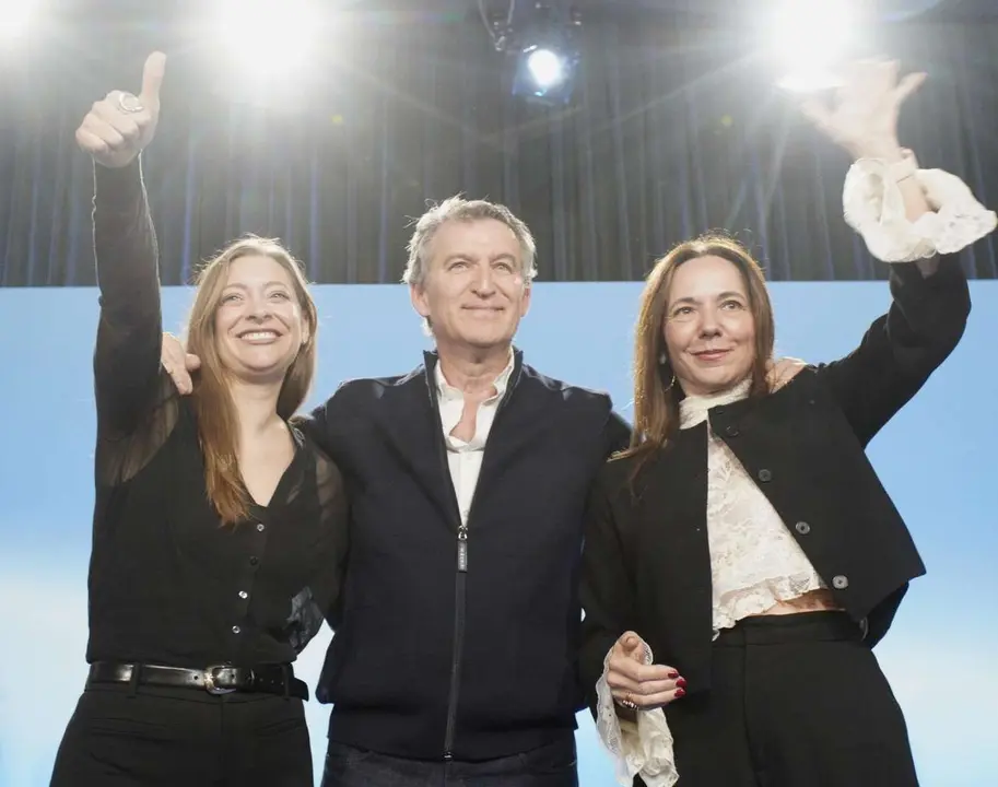 El presidente nacional del PP, Alberto N&uacute;&ntilde;ez Feij&oacute;o, participa en un acto p&uacute;blico en la Casa de la Cultura en Ponferrada. C&eacute;sar S&aacute;nchez