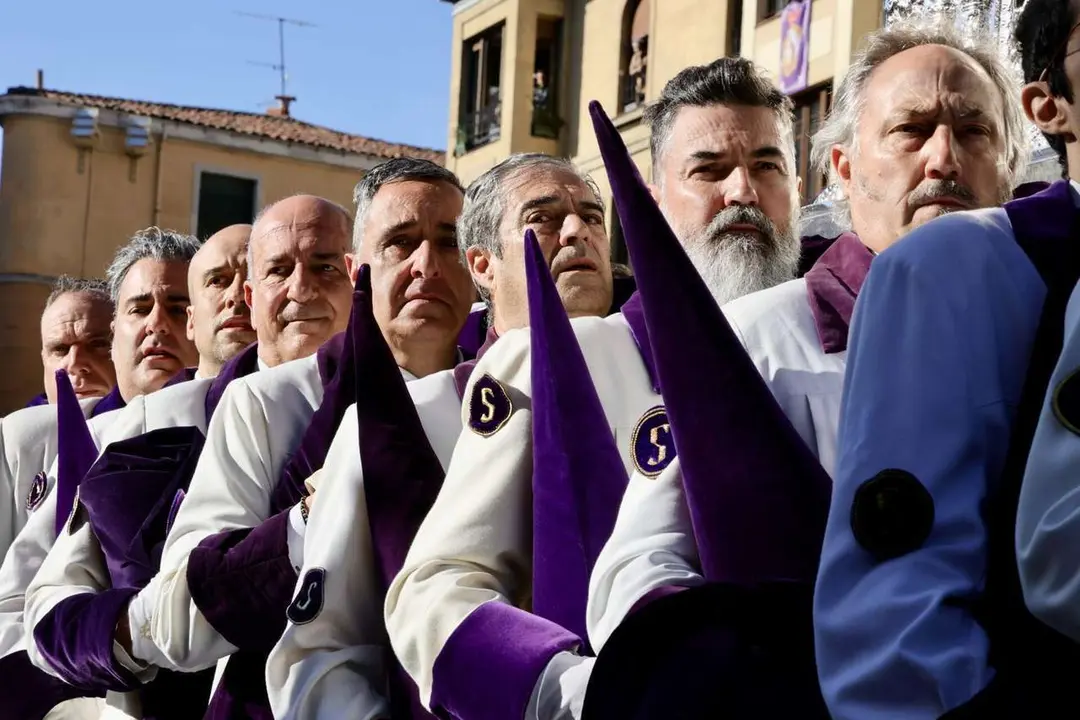 La Real Hermandad de Jes&uacute;s Divino Obrero organiza la procesi&oacute;n del Encuentro de la Semana Santa de Le&oacute;n. | ICAL