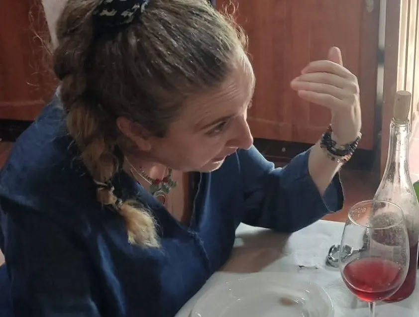 La en&oacute;loga Ana Casis conduce este taller en Le&oacute;n.