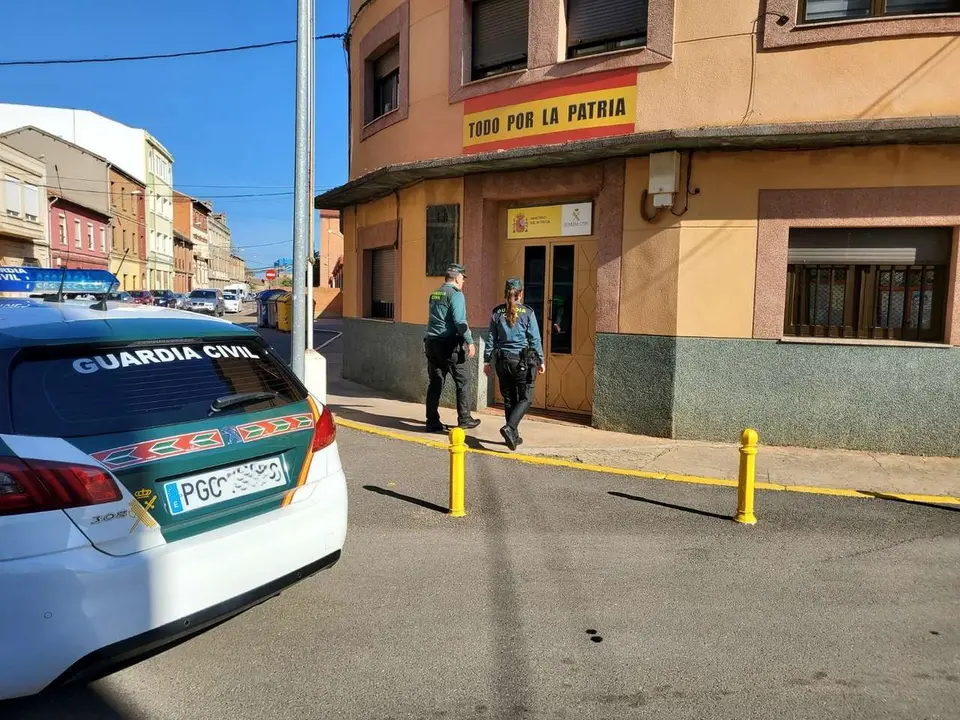 Puesto de la Guardia Civil en La Ba&ntilde;eza. 