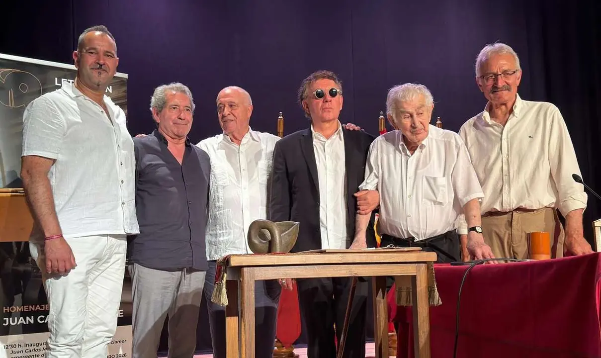 Exposici&oacute;n del poeta y artista berciano Juan Carlos Mestre en la Panera de Gordoncillo