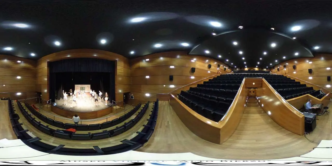 Teatro Benevivere - Fuente WP