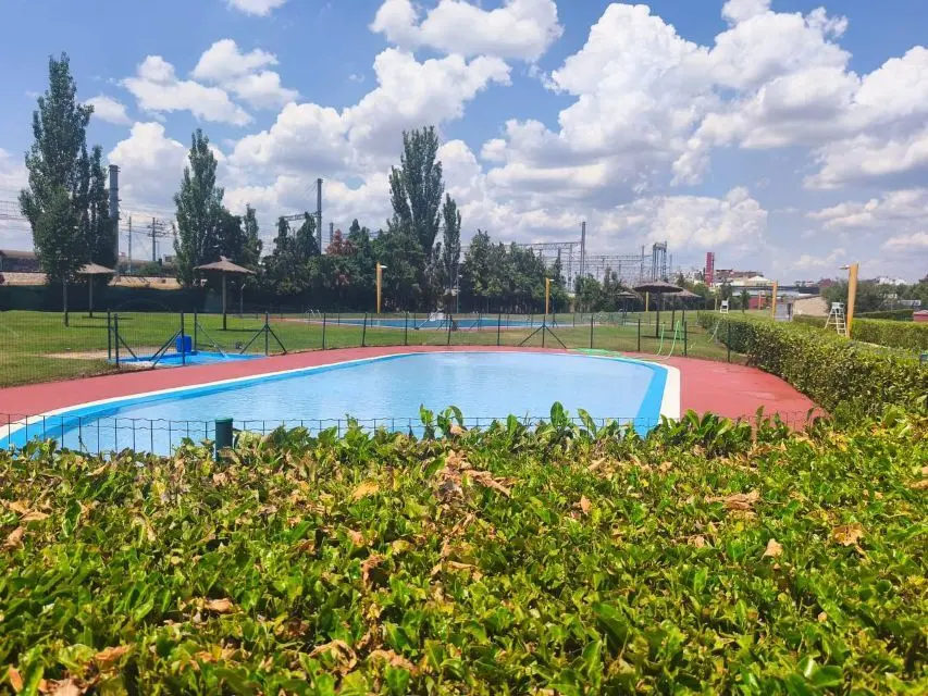 Piscinas de S&aacute;enz de Miera en Le&oacute;n