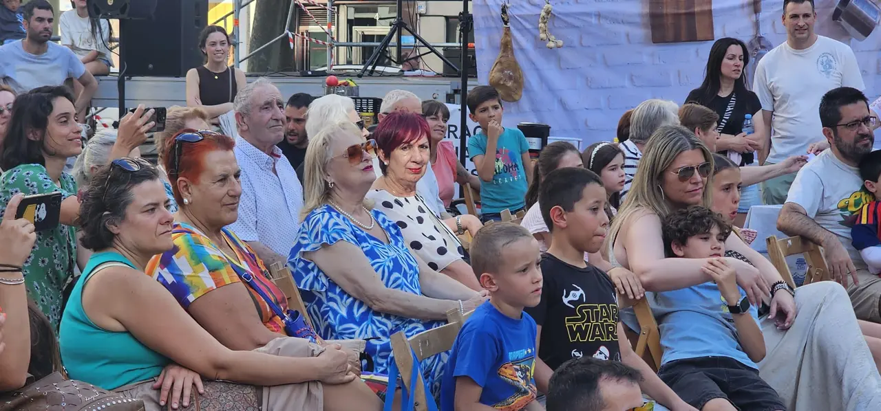 Fiestas de San Juan y San Pedro - XVIII Encuentro Vecinal 6