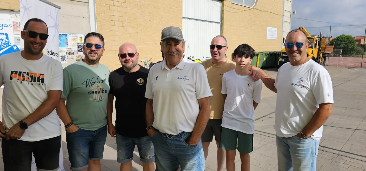 Concentraci&oacute;n de coches cl&aacute;sicos y Feria del Vino y el Queso de Carbajal de la Legua 2026 - Le&oacute;n24horas 8
