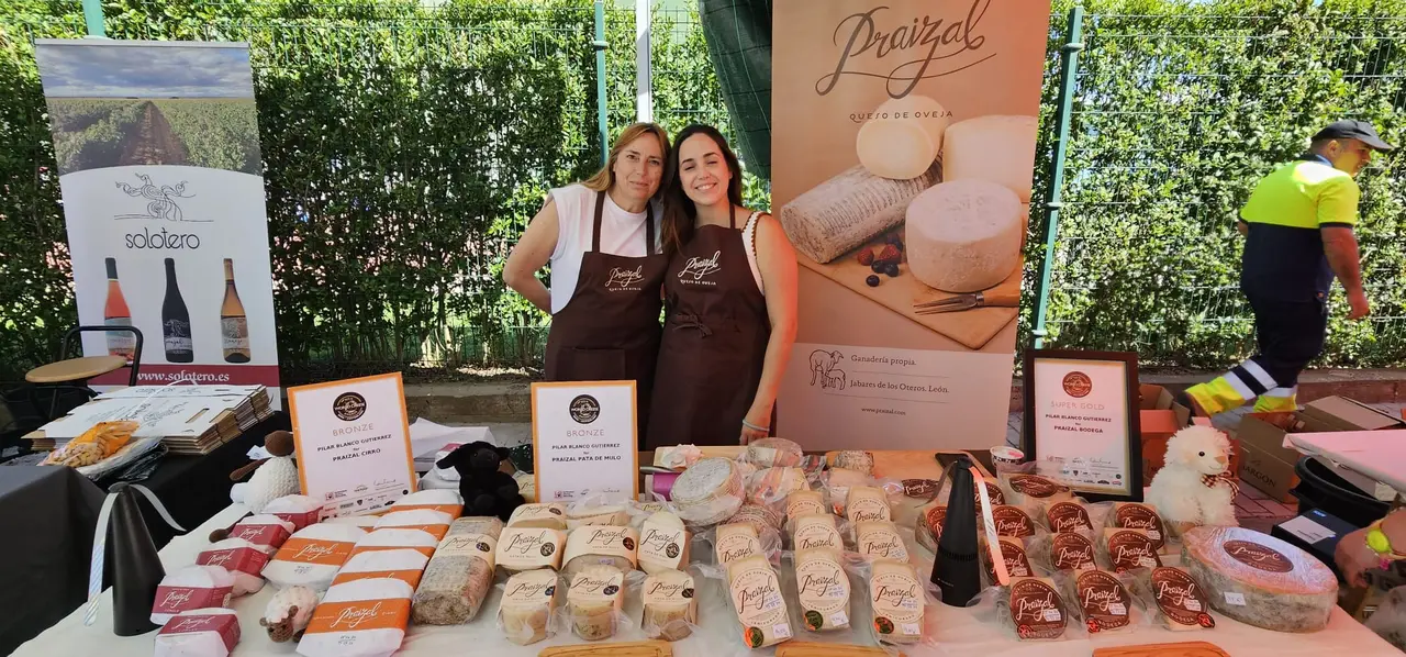 Concentraci&oacute;n de coches cl&aacute;sicos y Feria del Vino y el Queso de Carbajal de la Legua 2026 - Le&oacute;n24horas  14