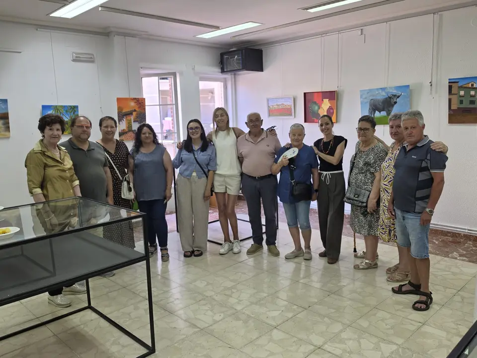 Exposición Aecc pintura La Ba&ntilde;eza